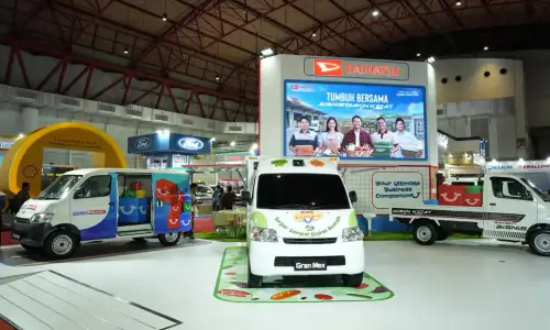 Daihatsu Gran Max Jadi Solusi Mobilitas Andalan Sahabat Bisnis di GIICOMVEC