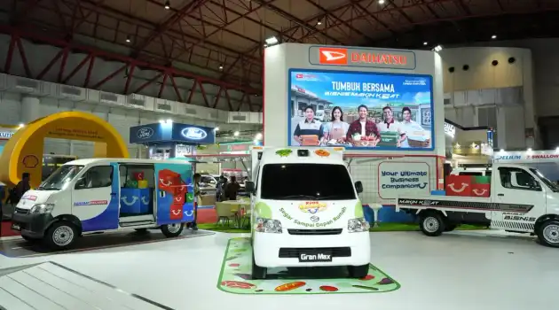 Daihatsu Gran Max Jadi Solusi Mobilitas Andalan Sahabat Bisnis di GIICOMVEC