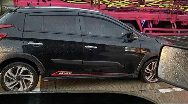 Insiden pecah ban di tol Jagorawi