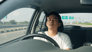 Sepuluh Tips Agar Tidak Mudah Ngantuk Saat Berkendara
