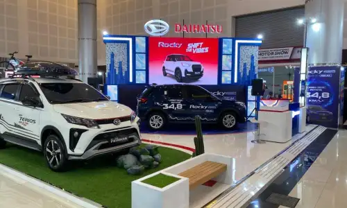 Daihatsu Ramaikan IIMS Surabaya 2026 - Hadirkan Kemudahan Memiliki Mobil Baru