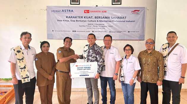 Daihatsu Donasikan Mobil, Perkuat Pemberdayaan Pendidikan dan Kesejahteraan Masyarakat di Sumba