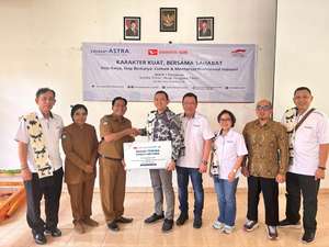 Daihatsu Donasikan Mobil, Perkuat Pemberdayaan Pendidikan dan Kesejahteraan Masyarakat di Sumba