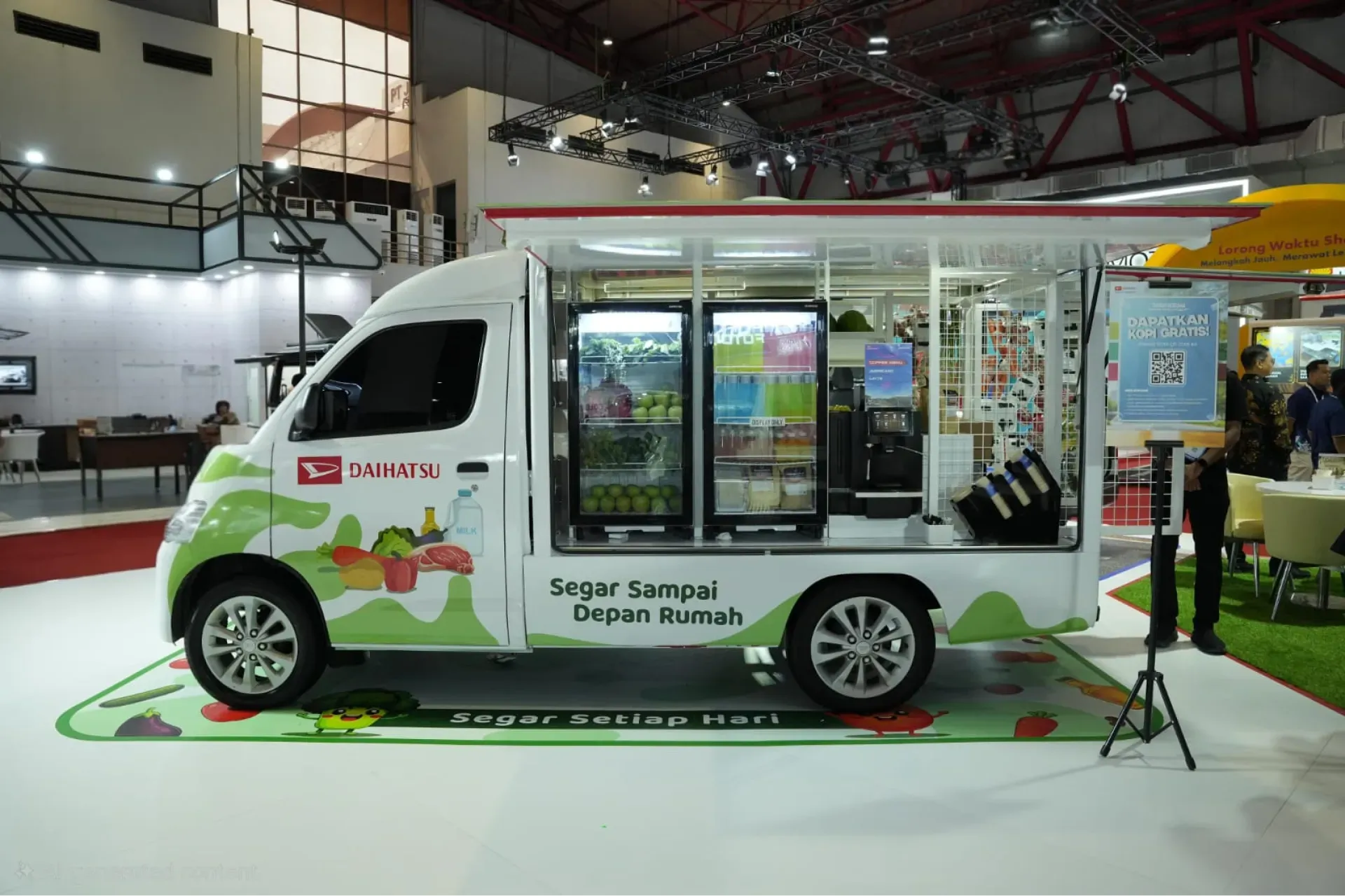 Gran Max Mobile Market, Mobil Konsep Yang Dimodifikasi Menjadi Minimarket Berjalan (2) 1