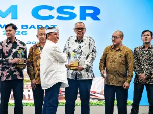 Daihatsu Raih Penghargaan CSR Bidang Sosial di Jawa Barat