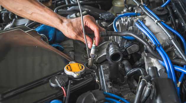 Ciri-Ciri Busi Mobil Lemah dan Cara Mengatasinya