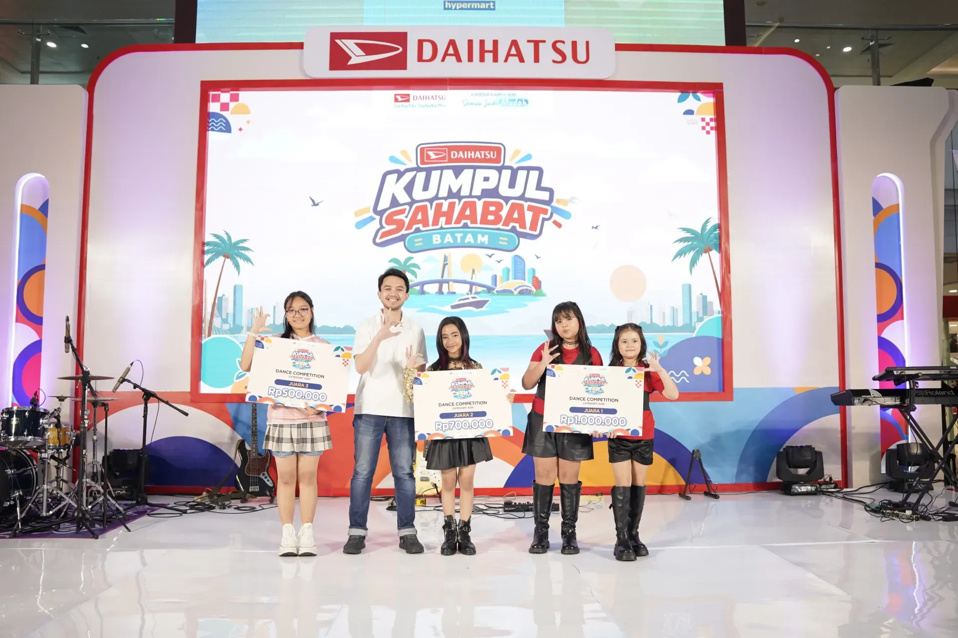 Para Pemenang Kids Dance Competition Di Daihatsu Kumpul Sahabat Batam 2026 1