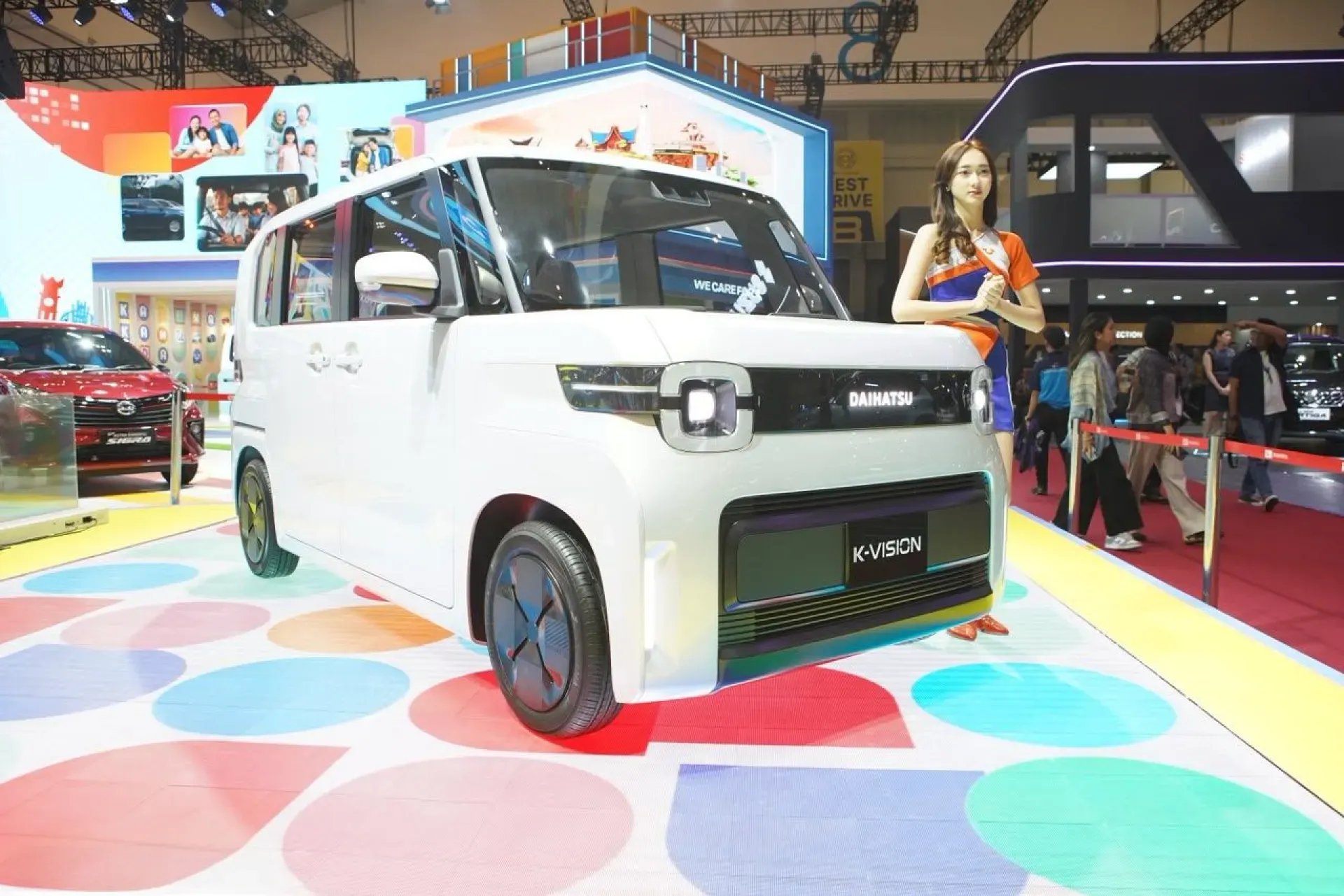 Tampak Depan K Vision Hev 1